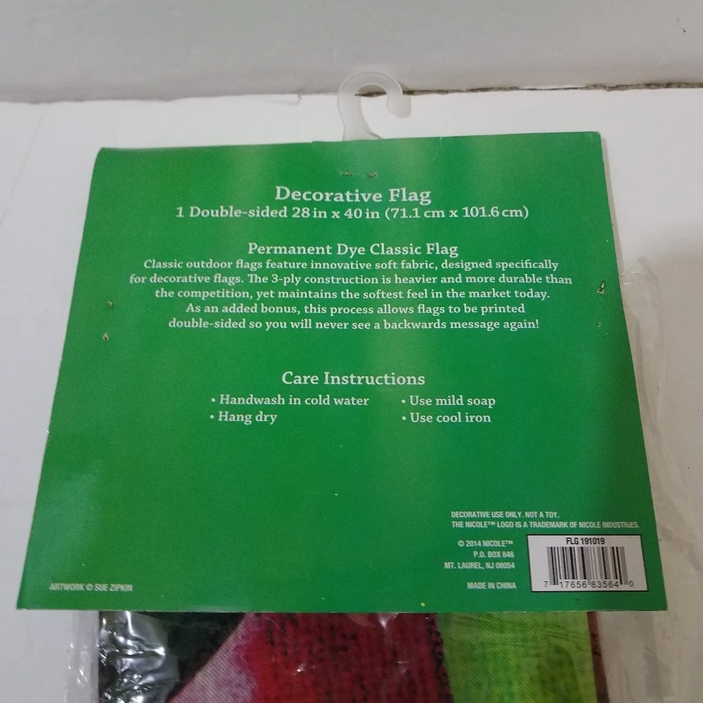 Nicole 28 x 40 Candy Cane Flag New